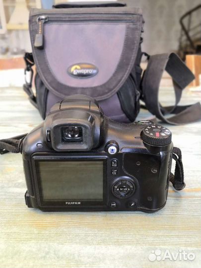 Цифровая камера Fujifilm Finepix S6500fd