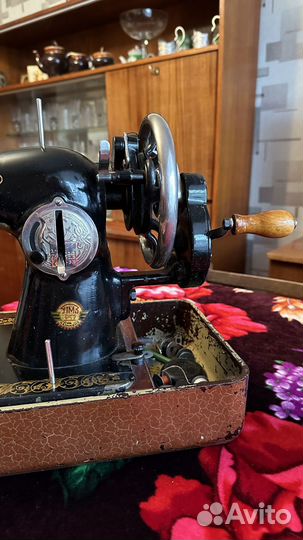 Швейная машина Подольск ручная