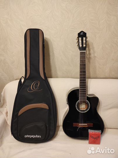 Классическая гитара Ortega RCE141BK