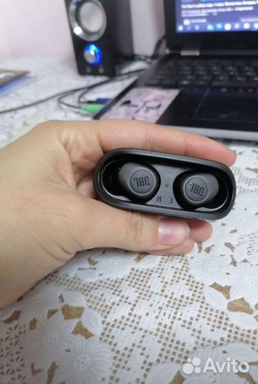 Блютуз наушники JBL