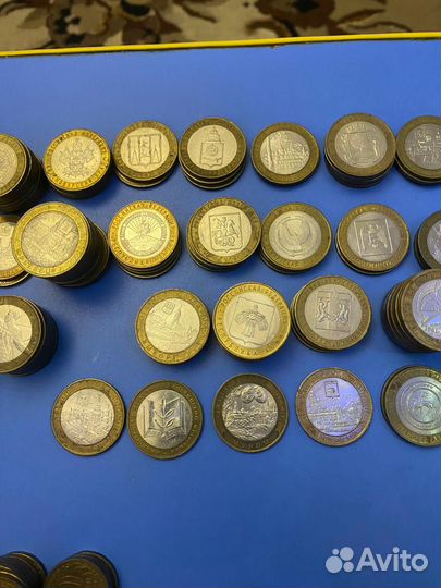 Юбилейные монеты