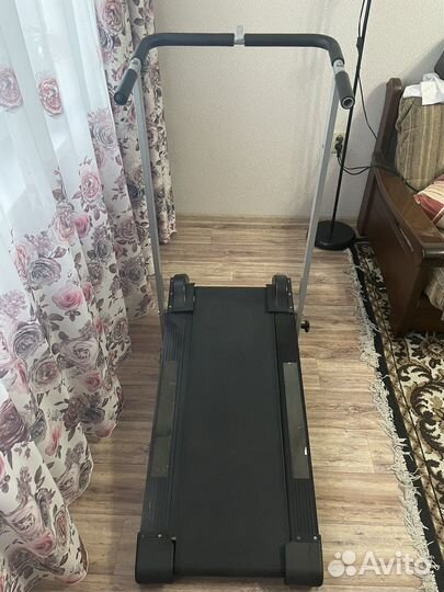 Беговая дорожка механическая