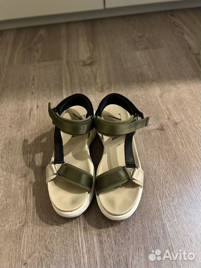 Сандалии на платформе Zara 39