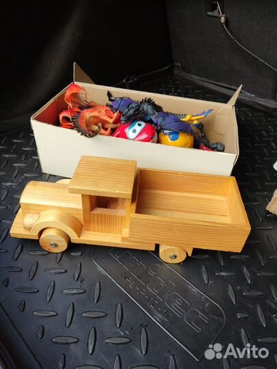 Детские игрушки