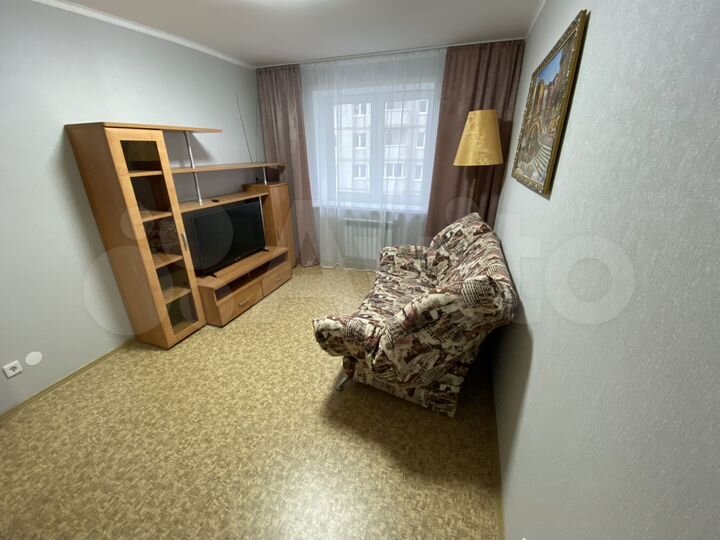 2-к. квартира, 55 м², 3/10 эт.