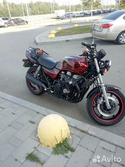 Мотоцикл honda cb 750