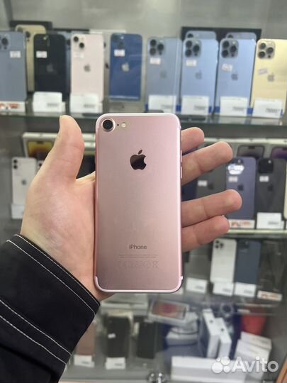 iPhone 7, 32 ГБ