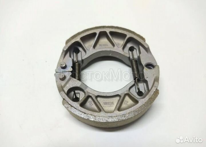 Тормозные колодки Yamaha Vino 4T/Yamaha Vox