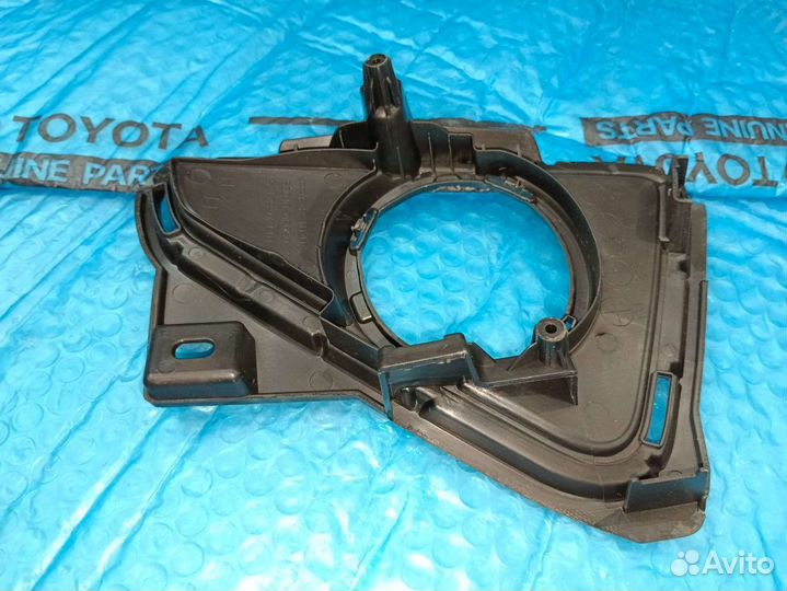 Накладка птф Тойота рав 4 4 левая новая 15-19