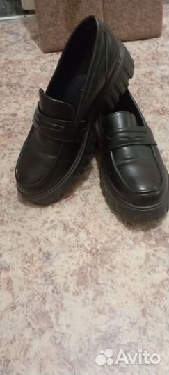 Обувь женская 38 размер