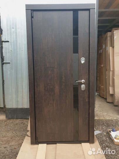 Дверь входная металлическая