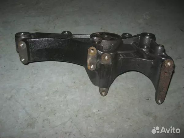 1900380 Кронштейн компрессора кондиционера D13 Ска