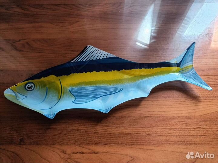 Тарелка в форме осетра