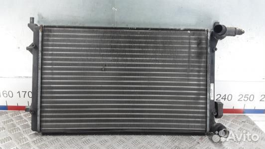 Радиатор системы охлаждения skoda octavia A5 (UEA0