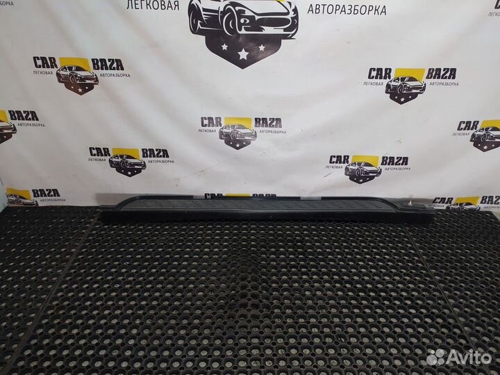 Накладка подножки левая L