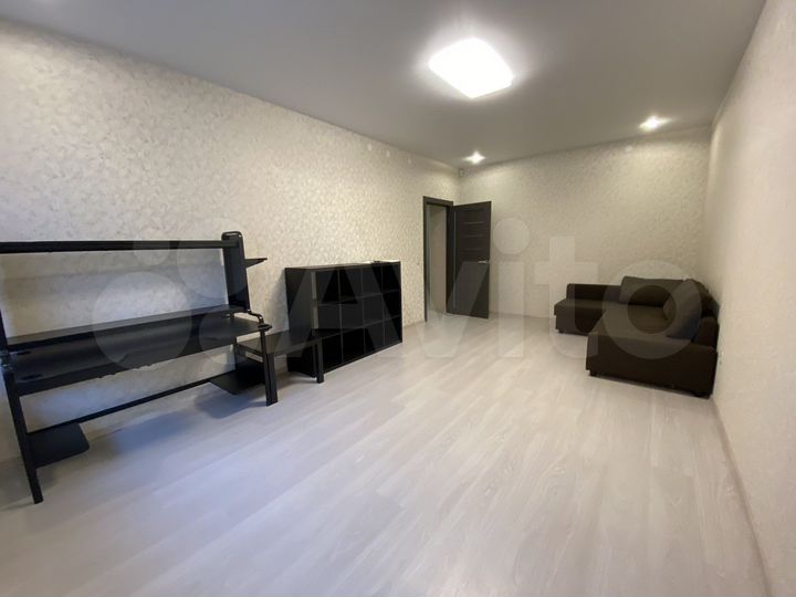 2-к. квартира, 69 м², 1/5 эт.