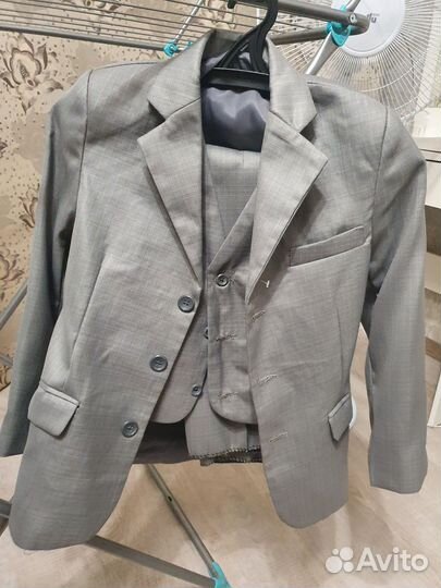 Школьный костюм