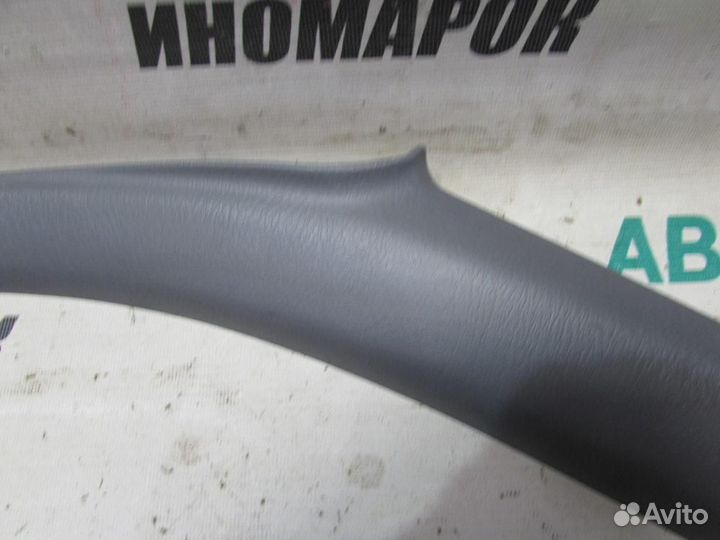 Обшивка стойки для Mazda BT-50 2006-2012г