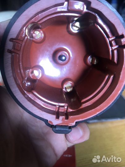 Кришка распределителя зажигания