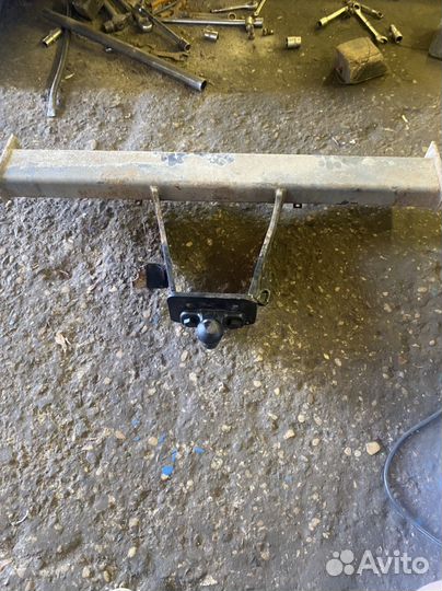 Фаркоп на mitsubishi pajero 3