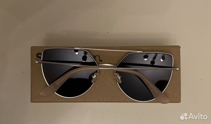 Солнцезащитные очки