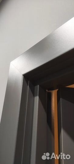 Двери межкомнатные серые