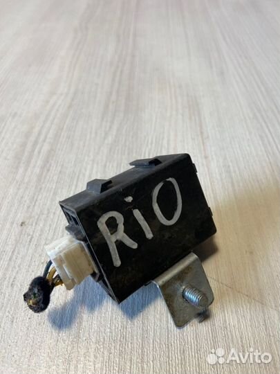 Блок сигнализации Kia Rio