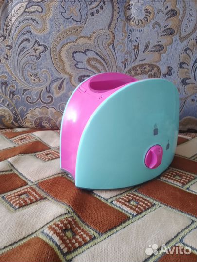 Игрушечный тостер