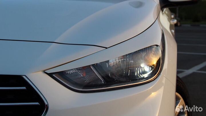 Реснички на фары Hyundai Solaris 2