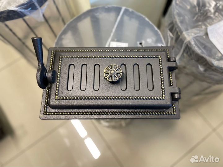 Чугунная дверка