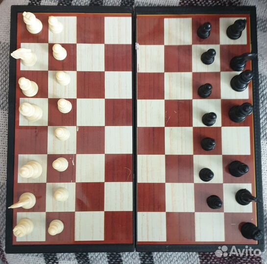 Шахматы деревянные