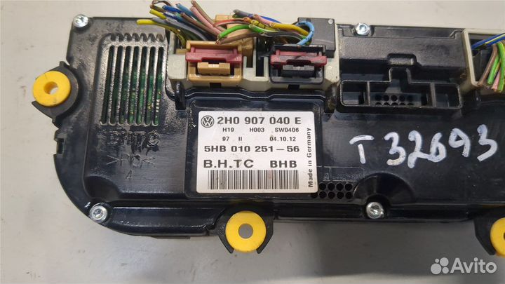 Переключатель отопителя Volkswagen Amarok, 2012