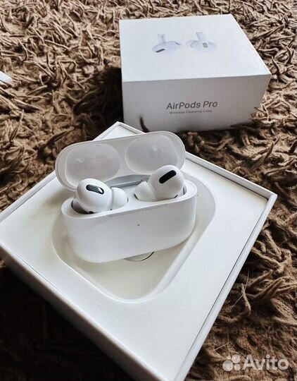 Наушники Apple Airpods Pro с шумоподавлением