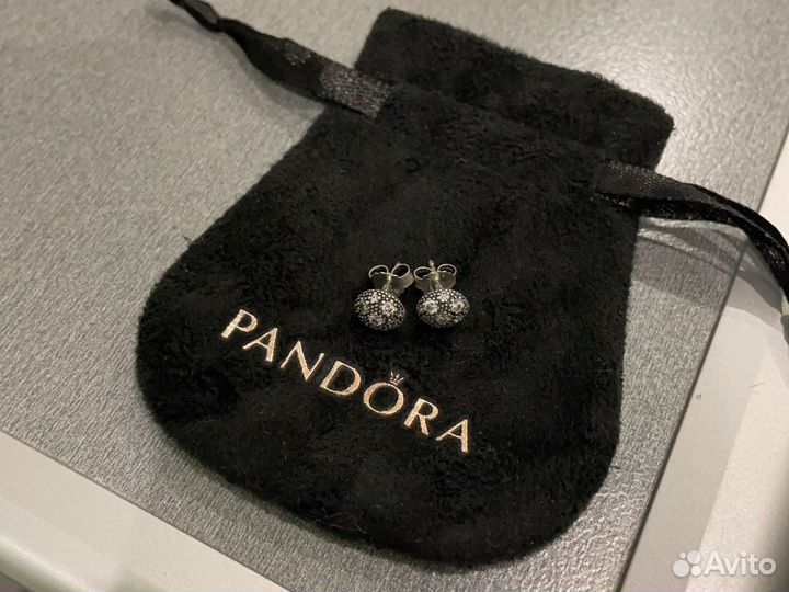 Серьги пусеты Pandora