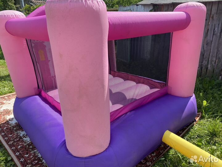 Надувной батут в прокат