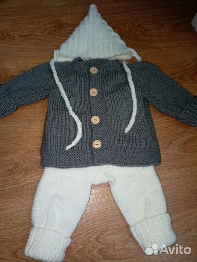 Вязаный костюм детский