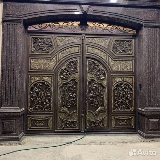 Кованые ворота перила