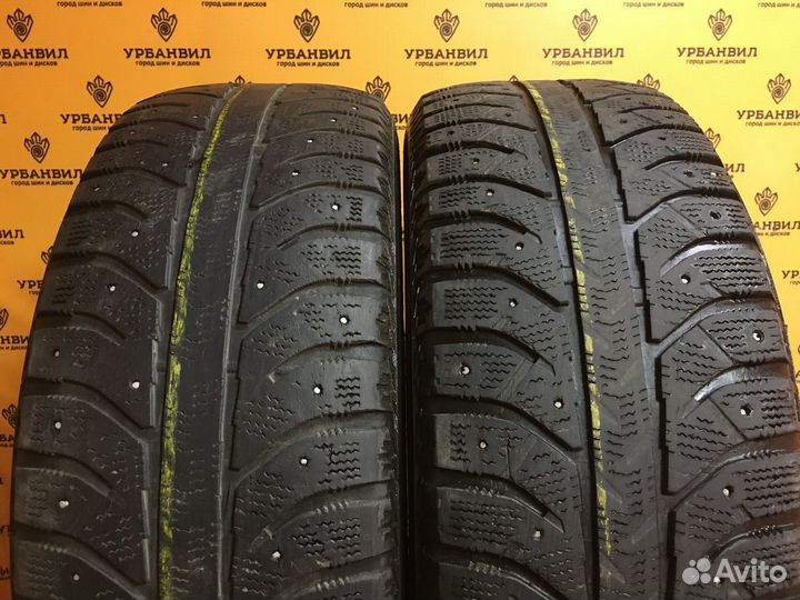 Bridgestone Ice Cruiser 7000 215/60 R17 96H