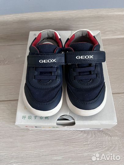 Кроссовки geox для мальчика 22 размер