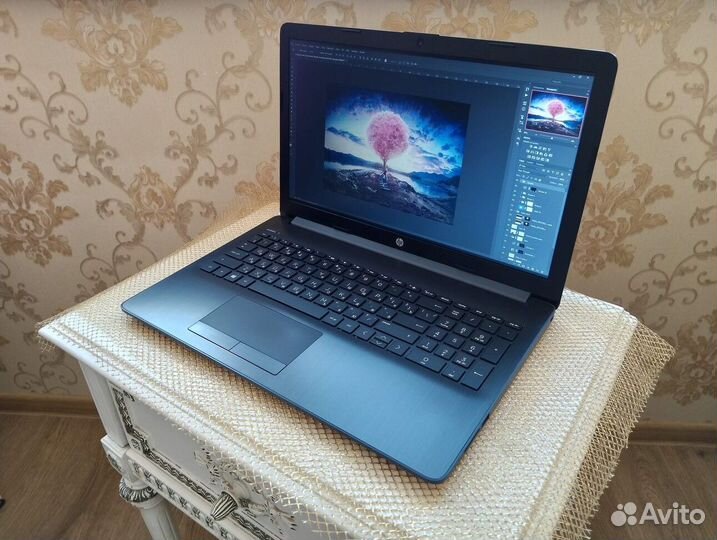 Потрясающий ноутбук HP для учебы и игр как новый