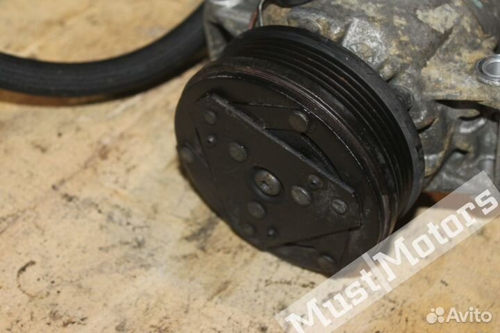 Компрессор кондиционера Opel Astra H 1.6 1.8