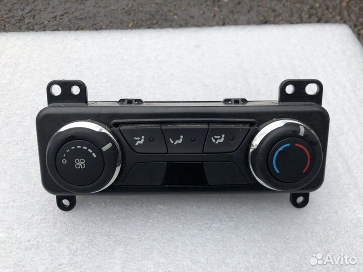 Блок управления климат контролем Ford Explorer V