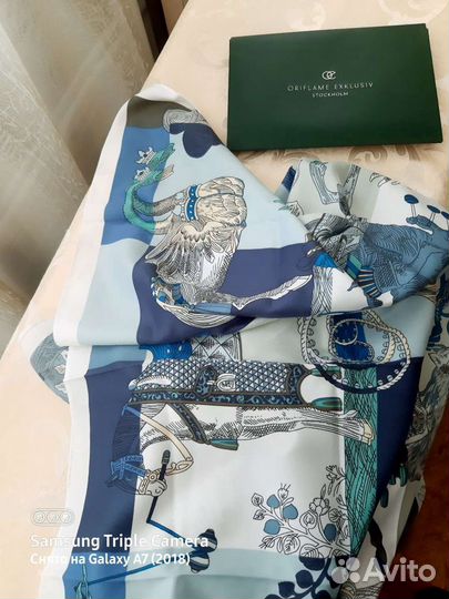 Платок новый Орифлейм в красивом упаковке