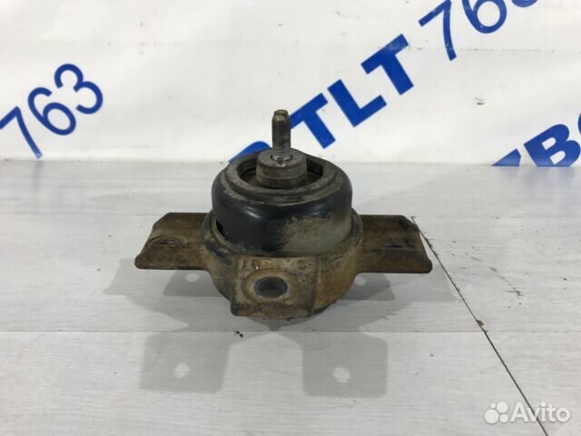 Опора двигателя правая KIA sorento 2 2.4 ат