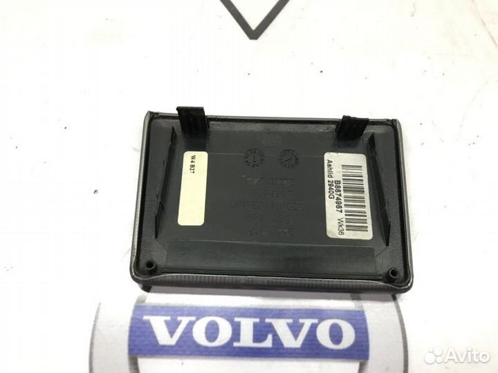 Накладка декоративная подлокотника Volvo XC90 03