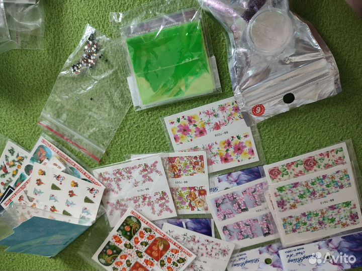 Наклейки на ногти декор