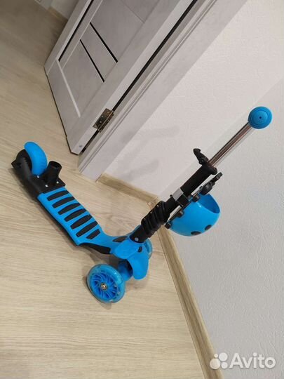 Самокат детский трёхколёсный новый