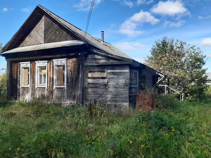 Дом 27,6 м² на участке 13 сот.