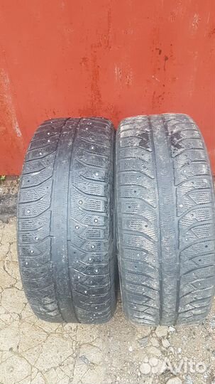 Bridgestone Ice Cruiser 7000S 235/55 R17 99T