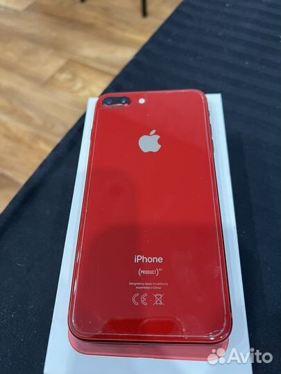 iPhone 8 Plus, 64 ГБ